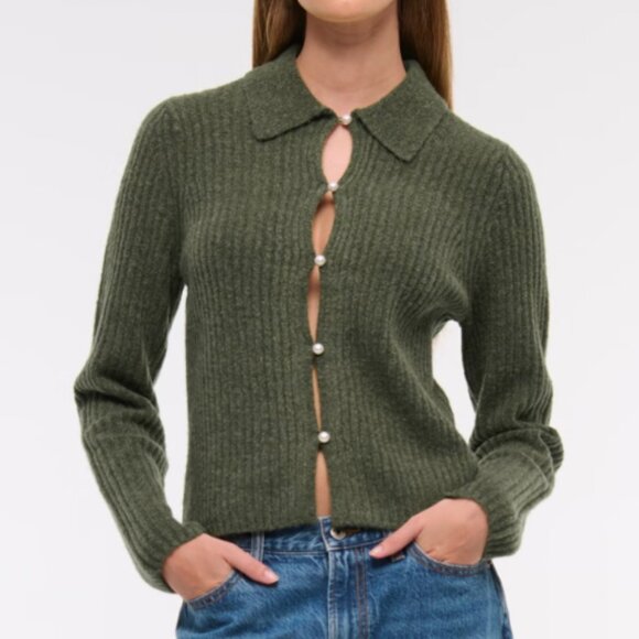 Abercrombie Pearl Button Collared Cardigan - Picture 6 of 6